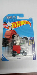 2018 Hot Wheels 50 Years Snoopy Peanuts HW Screen Time