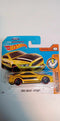 2017 Hot Wheels #311 Muscle Mania 2/10 FORD SHELBY GT350R SHORT CARD  (DVC39-SHORT)