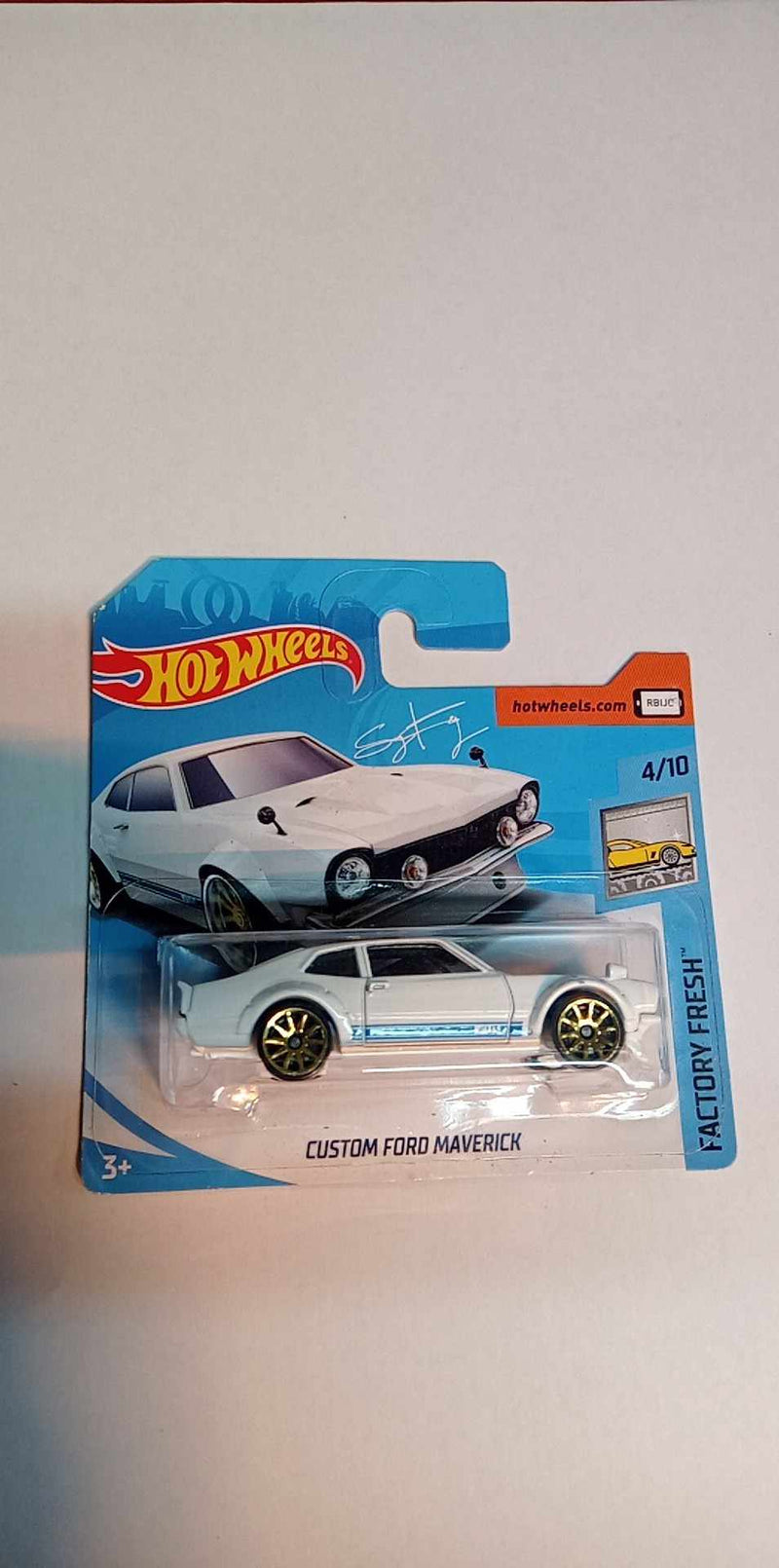 Hot Wheels  CUSTOM FORD MAVERICK -  FACTORY FRESH-4/10---97/365 SHORT CARD (FJV52)