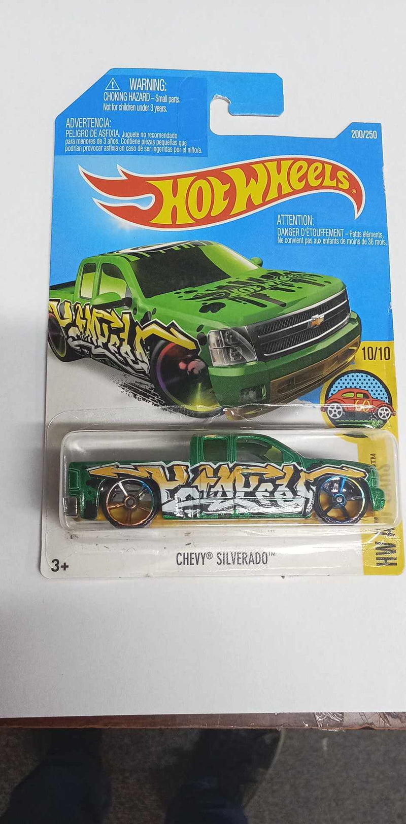 2016 Hot Wheels CHEVY SILVERADO