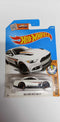 Hot Wheels 2015 FORD MUSTANG GT #121 White - Muscle Mania 1/10 (DHX36)