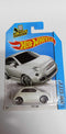 2014 Hot Wheels #25 HW City-- FIAT 500 (BFF82)