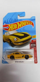 2019 HOT WHEELS YELLOW NISSAN FAIRLADY Z 5/5 NISSAN SERIES 54/250 (FYD18)