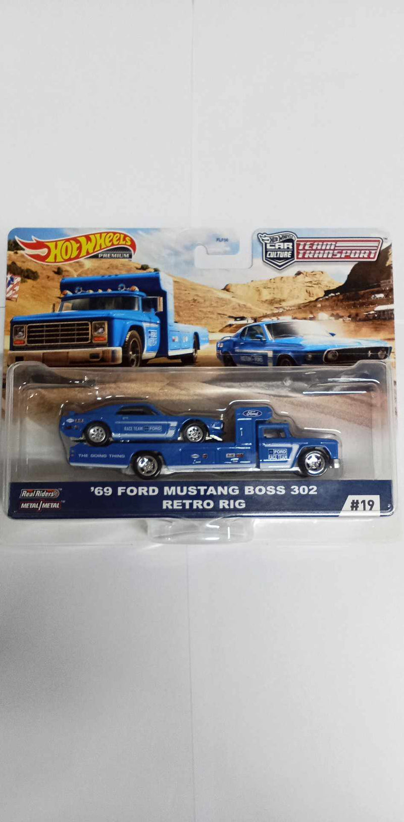 2020 Hot Wheels- Team Transport- 1969 Ford Mustang Boss 302 & Retro Rig  (GJT38)