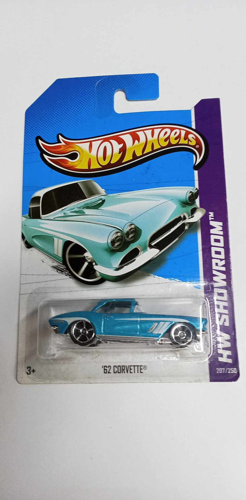 2013 HOT WHEELS- HW SHOWROOM- '62 CORVETTE 207/250 - (X1821)