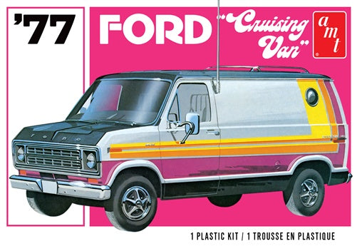 AMT 1977 FORD CRUISING VAN 1:25 SCALE MODEL KIT (AMT1108M)